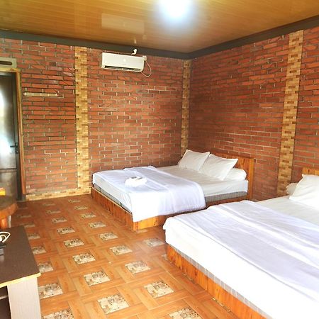 Villa Kopiori Yogyakarta Extérieur photo