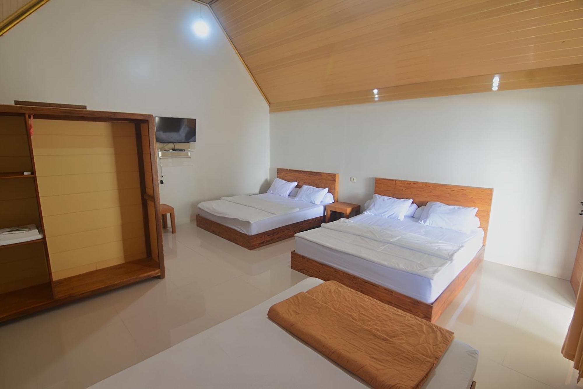 Villa Kopiori Yogyakarta Extérieur photo