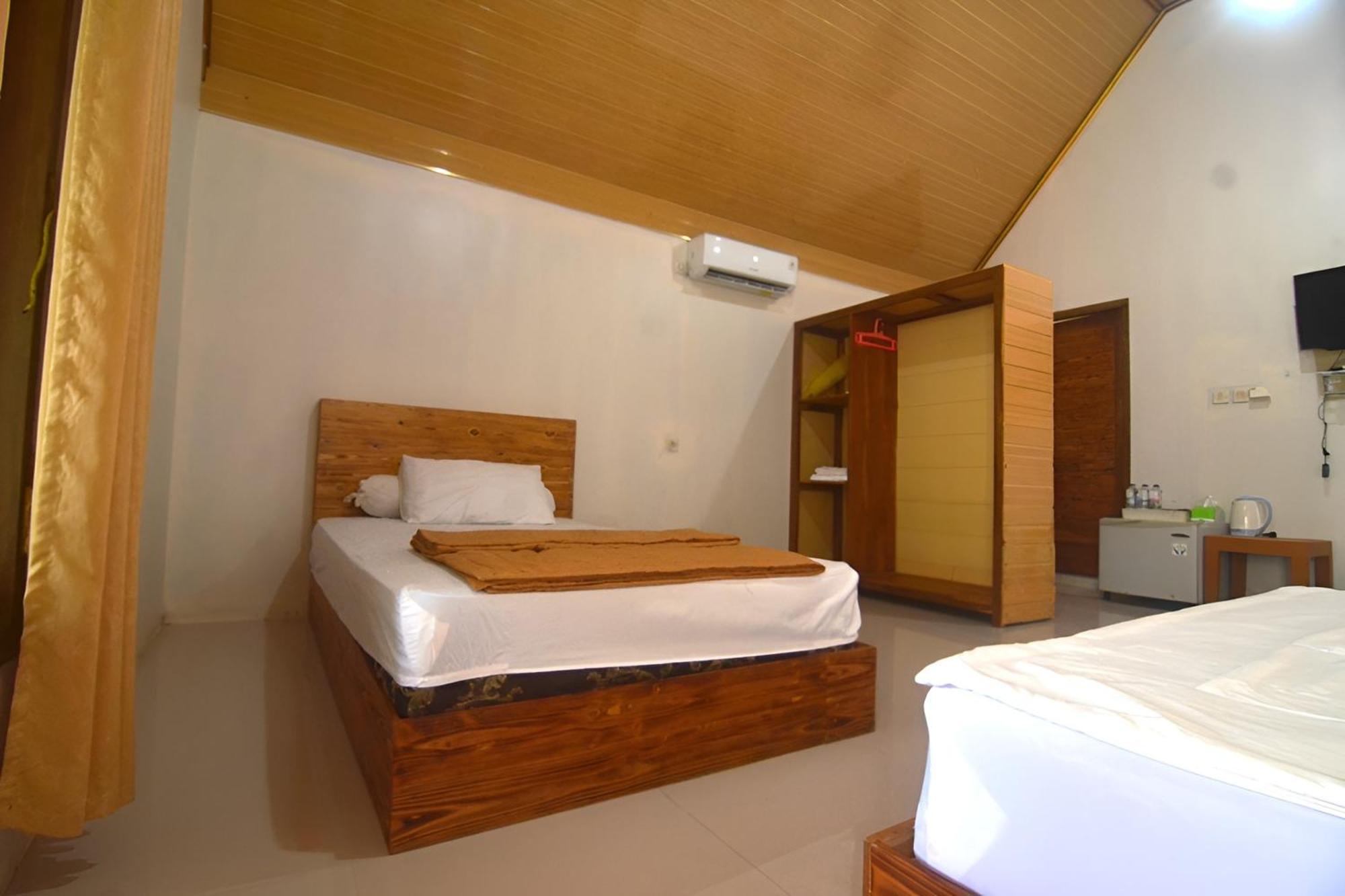 Villa Kopiori Yogyakarta Extérieur photo