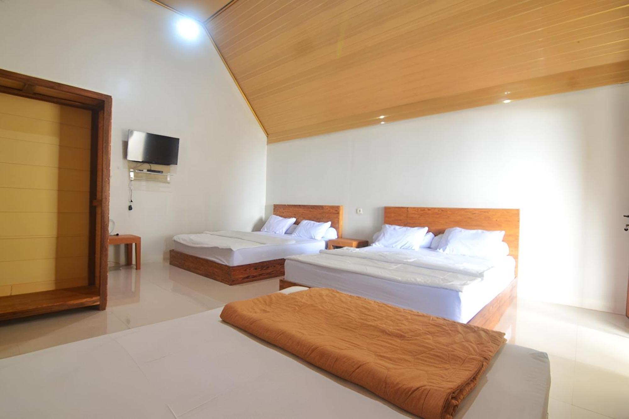 Villa Kopiori Yogyakarta Extérieur photo